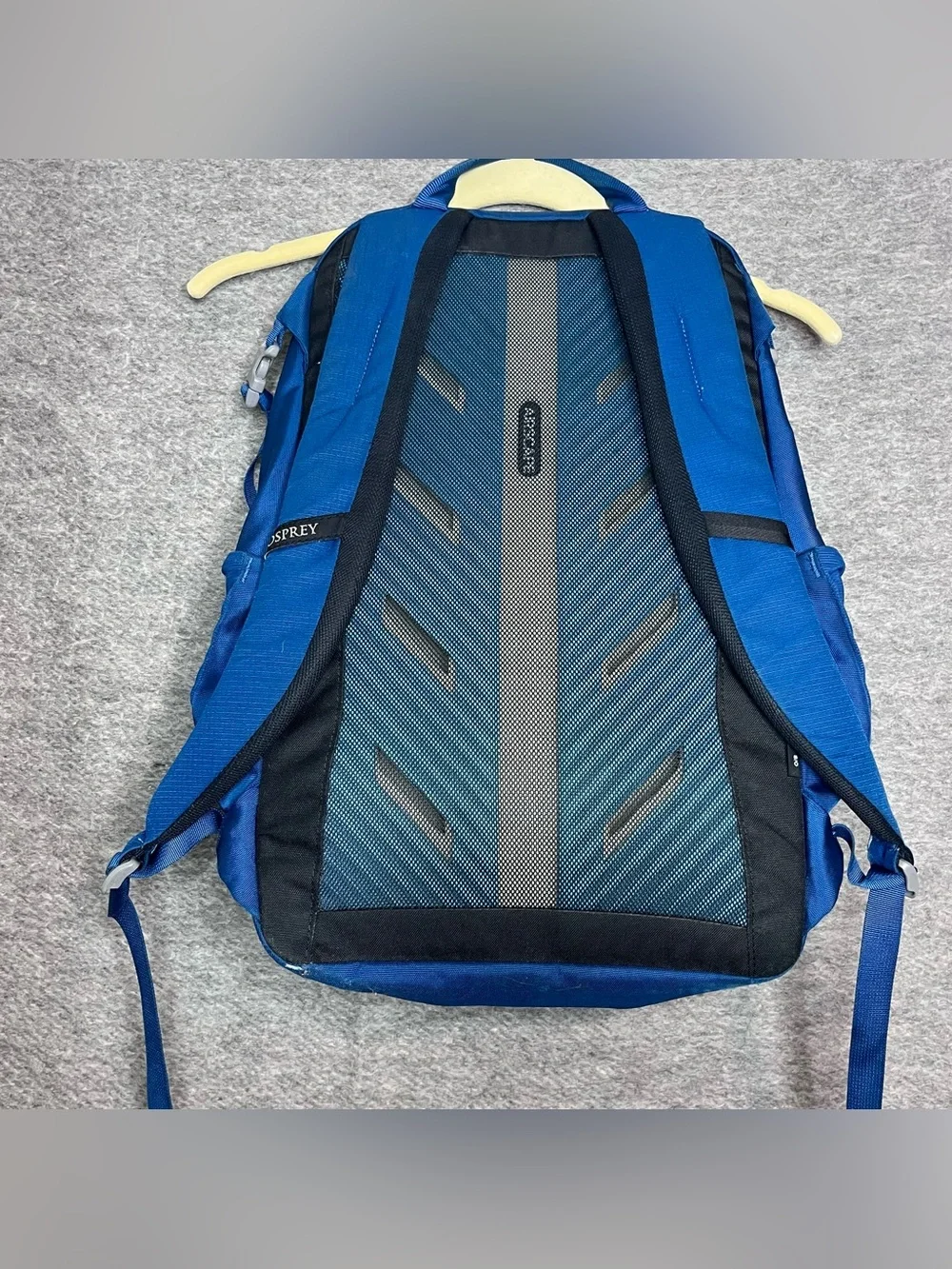 OSPREY axis backpack